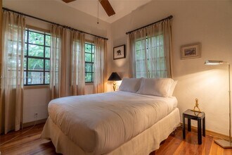 3670 Avocado Ave in Miami, FL - Foto de edificio - Building Photo