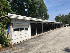 Estate View in Indianapolis, IN - Building Photo - Building Photo