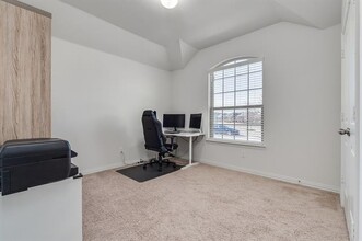 1352 Lake Grove Dr in Little Elm, TX - Building Photo - Building Photo