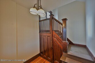 1025 Ridge Ave in Scranton, PA - Building Photo - Building Photo