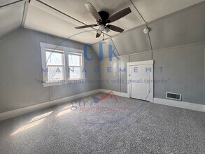 5348 N 25th St in Omaha, NE - Building Photo - Building Photo