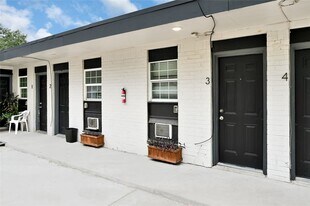 3714 Dabney St in Houston, TX - Building Photo