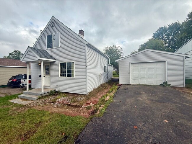 property at 1115 15th Ave S