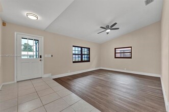 1406 Argonaut in Dania Beach, FL - Foto de edificio - Building Photo