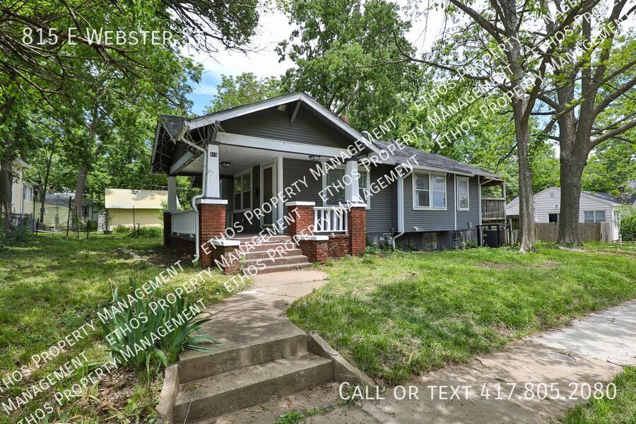 815 E Webster St in Springfield, MO - Building Photo