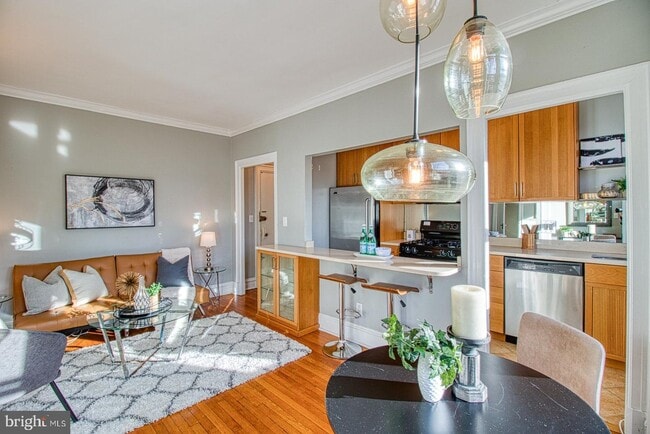 2456 20th St NW in Washington, DC - Building Photo - Building Photo