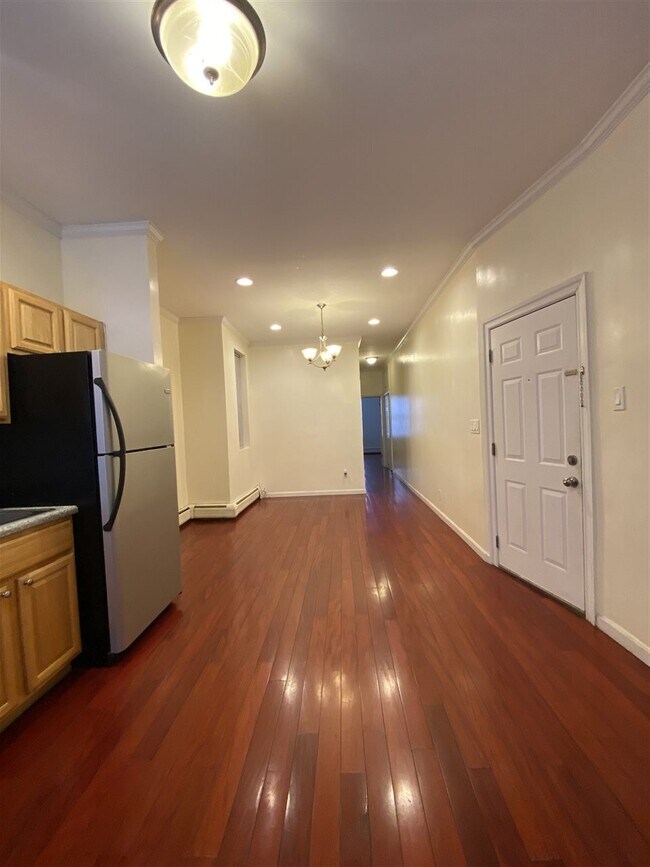 519 Palisade Ave in Jersey City, NJ - Building Photo - Building Photo