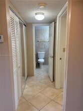 3000 Sunrise Lakes Dr W in Sunrise, FL - Building Photo - Building Photo