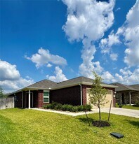 3422 Trl Vw Dr in Rosenberg, TX - Building Photo