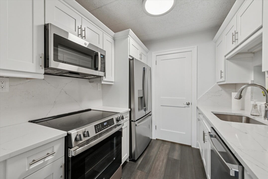 40 Le Forge Ct in Chesterbrook, PA - Building Photo