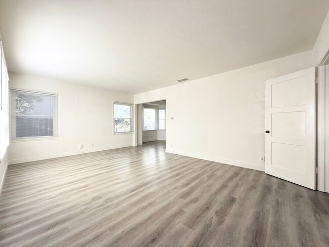 714 N Nevada St in Oceanside, CA - Building Photo - Building Photo