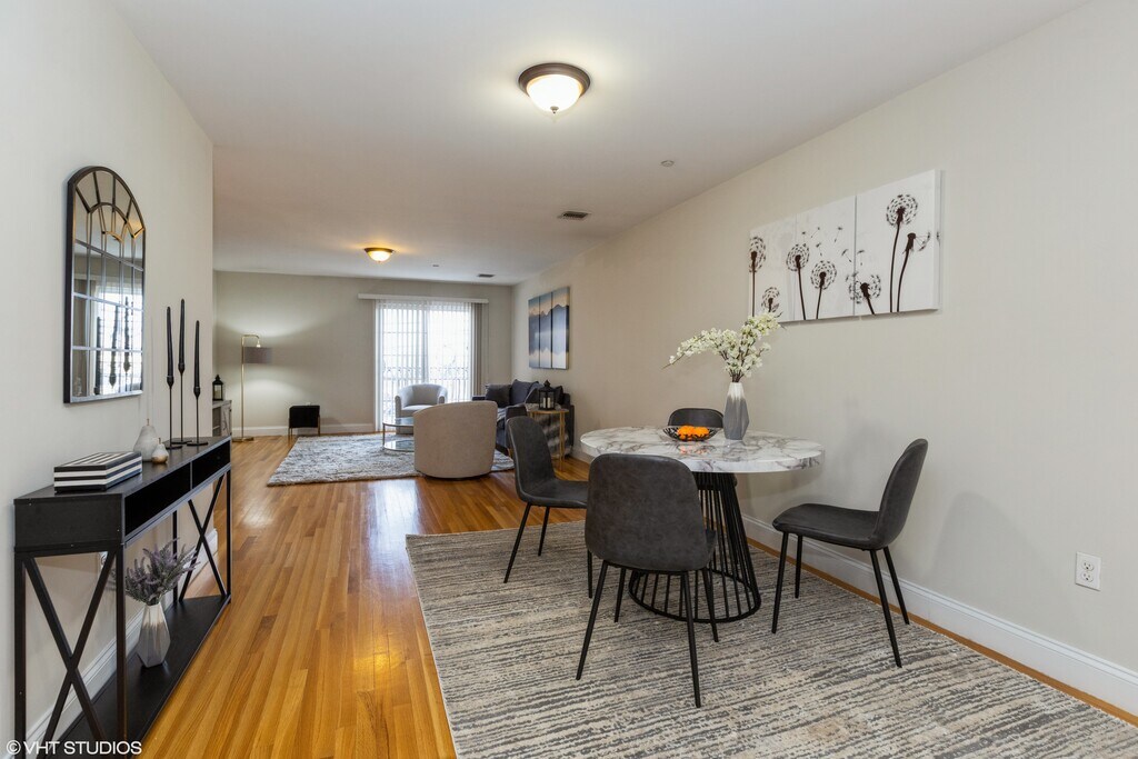 East Gate of Nutley Nutley, NJ Apartments