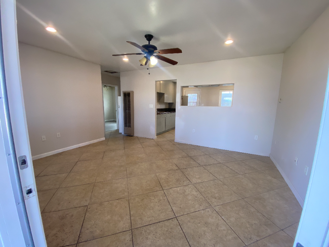 9047 De Mott Ln in Santee, CA - Building Photo - Building Photo