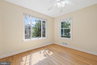 5601 Wyngate Dr in Bethesda, MD - Building Photo - Building Photo
