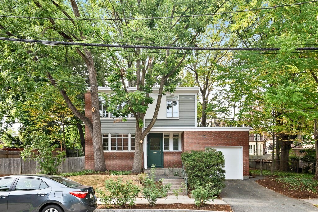 7 Robinson St in Cambridge, MA - Building Photo