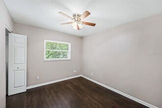 14706 Carnation Dr in Tampa, FL - Building Photo - Building Photo
