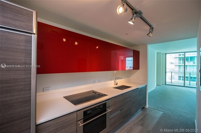 property at 1100S S Miami Ave