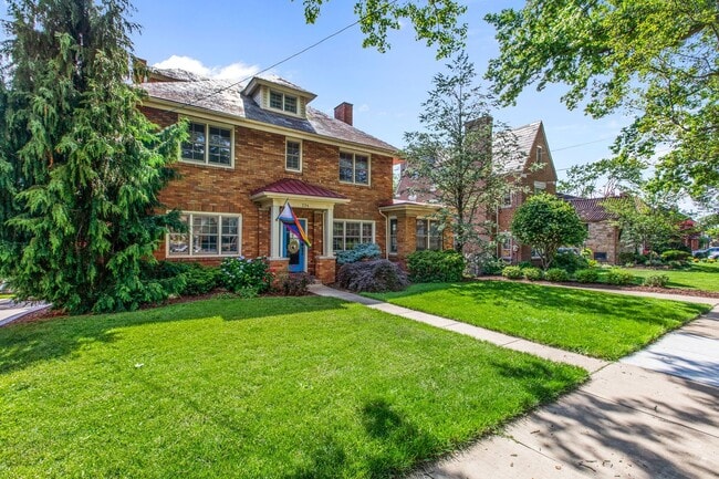 234 Outlook Dr in Pittsburgh, PA - Building Photo - Building Photo