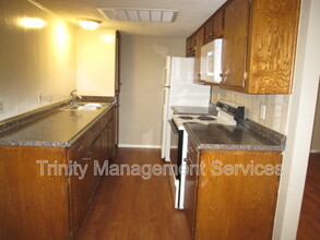 317 College Ave-Unit -#4 in Weatherford, TX - Building Photo - Building Photo