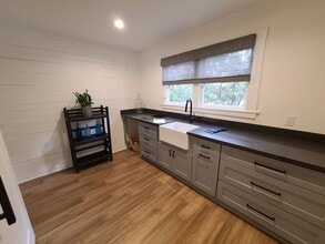 1324 Johnson Ave in San Luis Obispo, CA - Building Photo - Building Photo