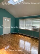 41 Shaber Rd in Patchogue, NY - Building Photo - Building Photo