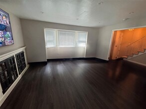 173 Brooklyn Ave in Huntington, NY - Building Photo - Building Photo
