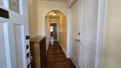 59 Hooker St, Unit 59 in Boston, MA - Foto de edificio - Building Photo