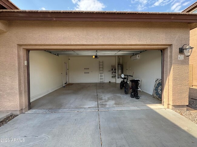 4022 E Cherry Hills Dr in Chandler, AZ - Building Photo - Building Photo