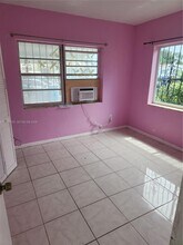 6950 NW 6th Ct in Miami, FL - Building Photo - Building Photo