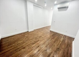 249 Powers St in Brooklyn, NY - Building Photo - Building Photo