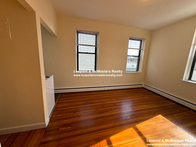 71 Brighton Ave, Unit 207