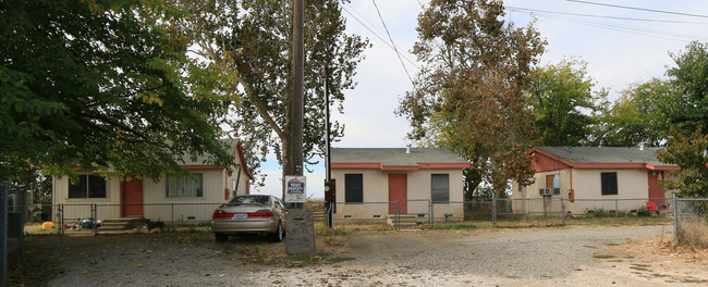 11273 Garden Hwy in Yuba City, CA - Building Photo - Building Photo