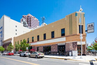The Crossroads in Albuquerque, NM - Building Photo - Building Photo