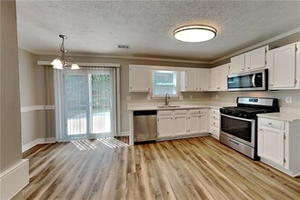 10610 Colony Glen Dr in Alpharetta, GA - Building Photo - Building Photo