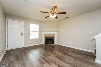 160 Chandler Fields Dr in Covington, GA - Building Photo - Building Photo