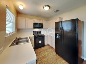 7407 Tonsley Springs Dr in Cypress, TX - Building Photo - Building Photo
