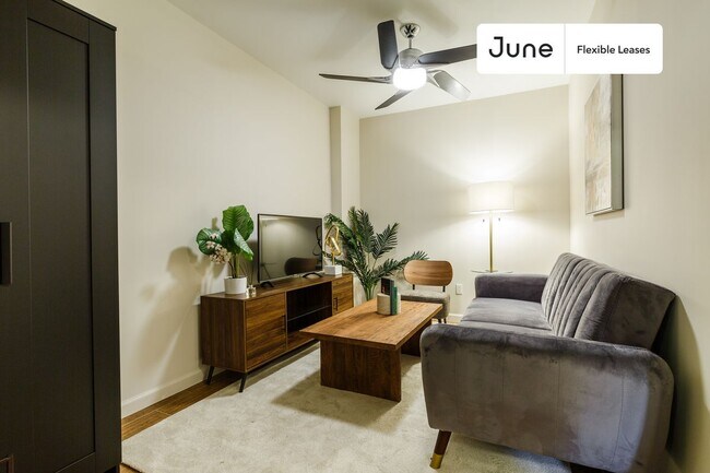 7 Eldridge St in New York, NY - Building Photo - Building Photo