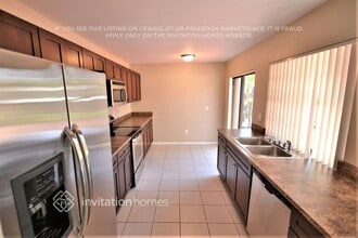 13517 SW 108th St Cir in Miami, FL - Building Photo - Building Photo