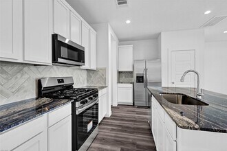 3015 Ocean Cay Dr in Houston, TX - Building Photo - Building Photo