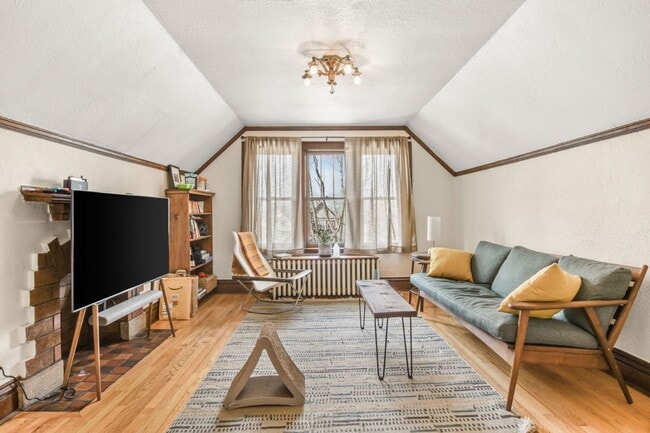 property at 1319 Rutledge St