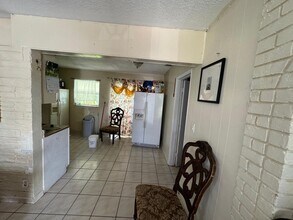 6110 SW 16th St in Pompano Beach, FL - Building Photo - Building Photo