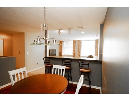 34 Newhall St-Unit -110 in Lowell, MA - Building Photo - Building Photo