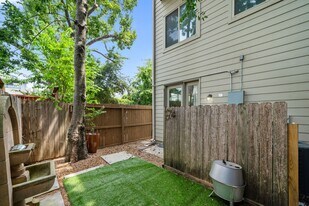 1112 Andrews St in Houston, TX - Building Photo