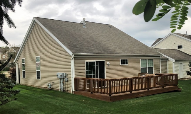 8572 Mandell Dr in Macedonia, OH - Building Photo - Building Photo