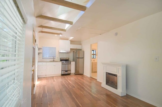 317 6th Ave, Unit A