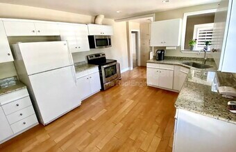 3 Copley Ave in Redwood City, CA - Building Photo - Building Photo