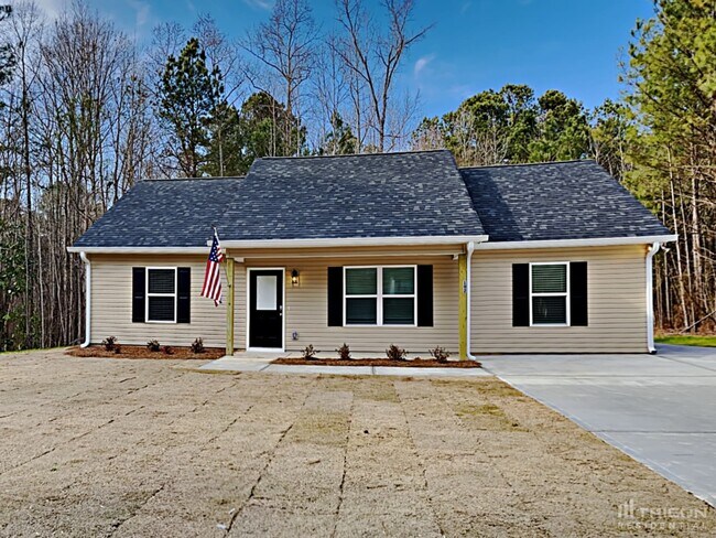 192 Fairfax Dr in Rockmart, GA - Building Photo - Building Photo