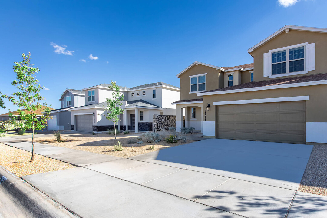 Campo del Sol in El Paso, TX - Building Photo