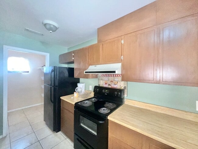 1 Deal Ave NW in Fort Walton Beach, FL - Foto de edificio - Building Photo