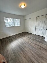 41 SW 67th Ct in Miami, FL - Building Photo - Building Photo